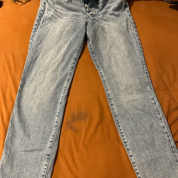 💥4/$20 H&M Women’s size 6 ultra high waisted mom jeans. Worn once! BUNDLE & SAVE - Picture 5 of 7